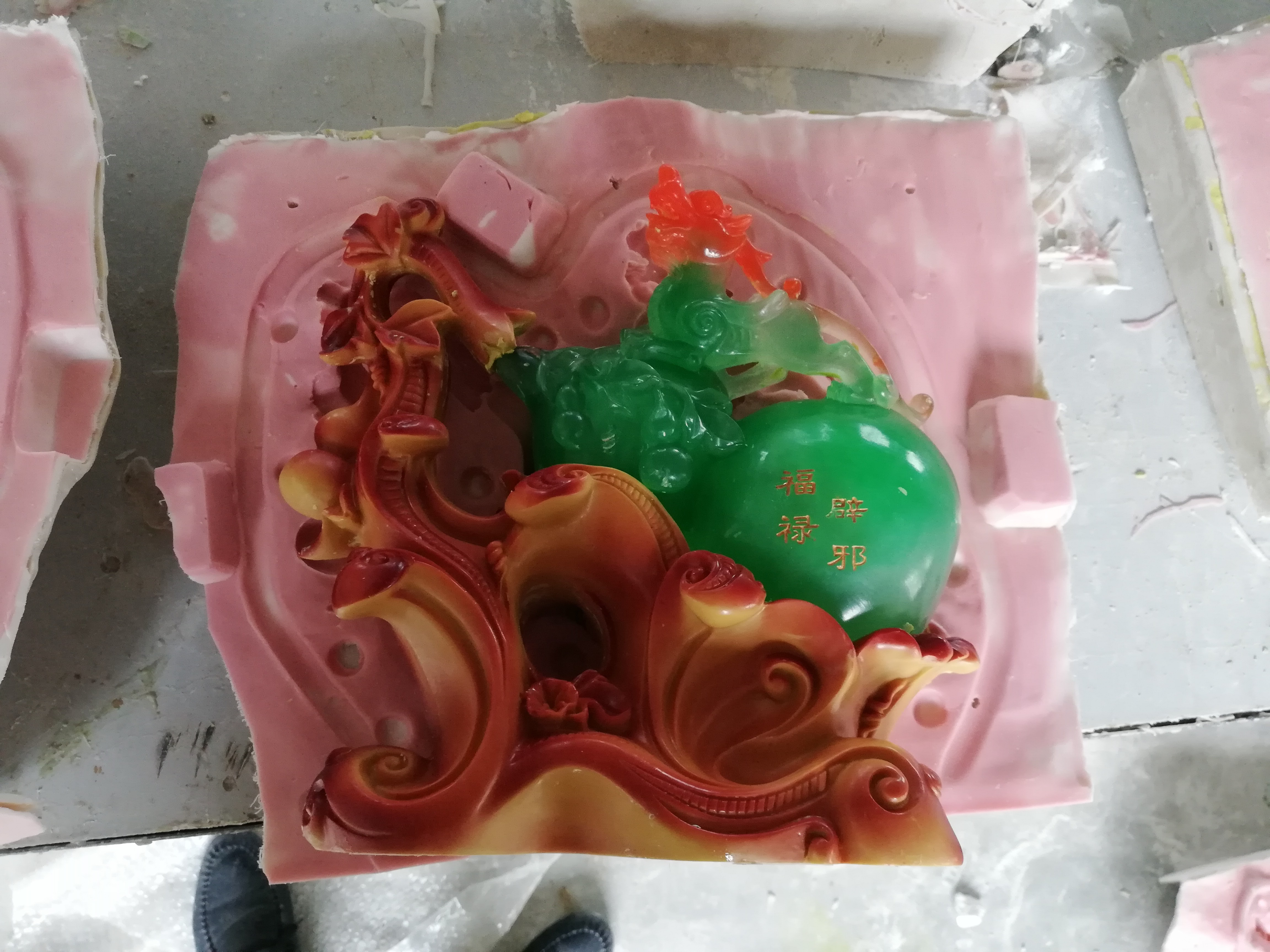 工業(yè)級(jí)模具硅膠不耐高溫怎么辦？