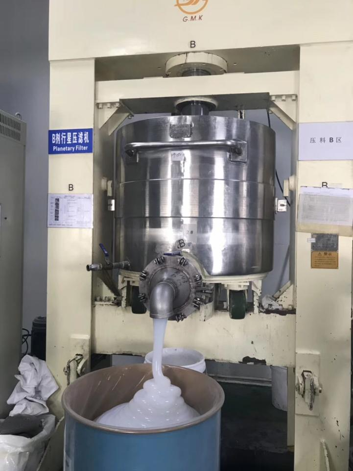 模壓模具硅膠制品有什么優(yōu)點(diǎn)？