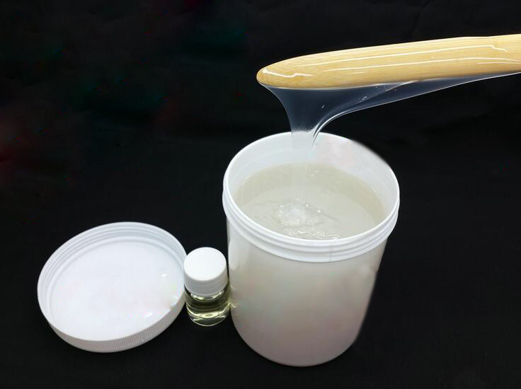 生產(chǎn)高端液態(tài)硅膠制品有什么方法？
