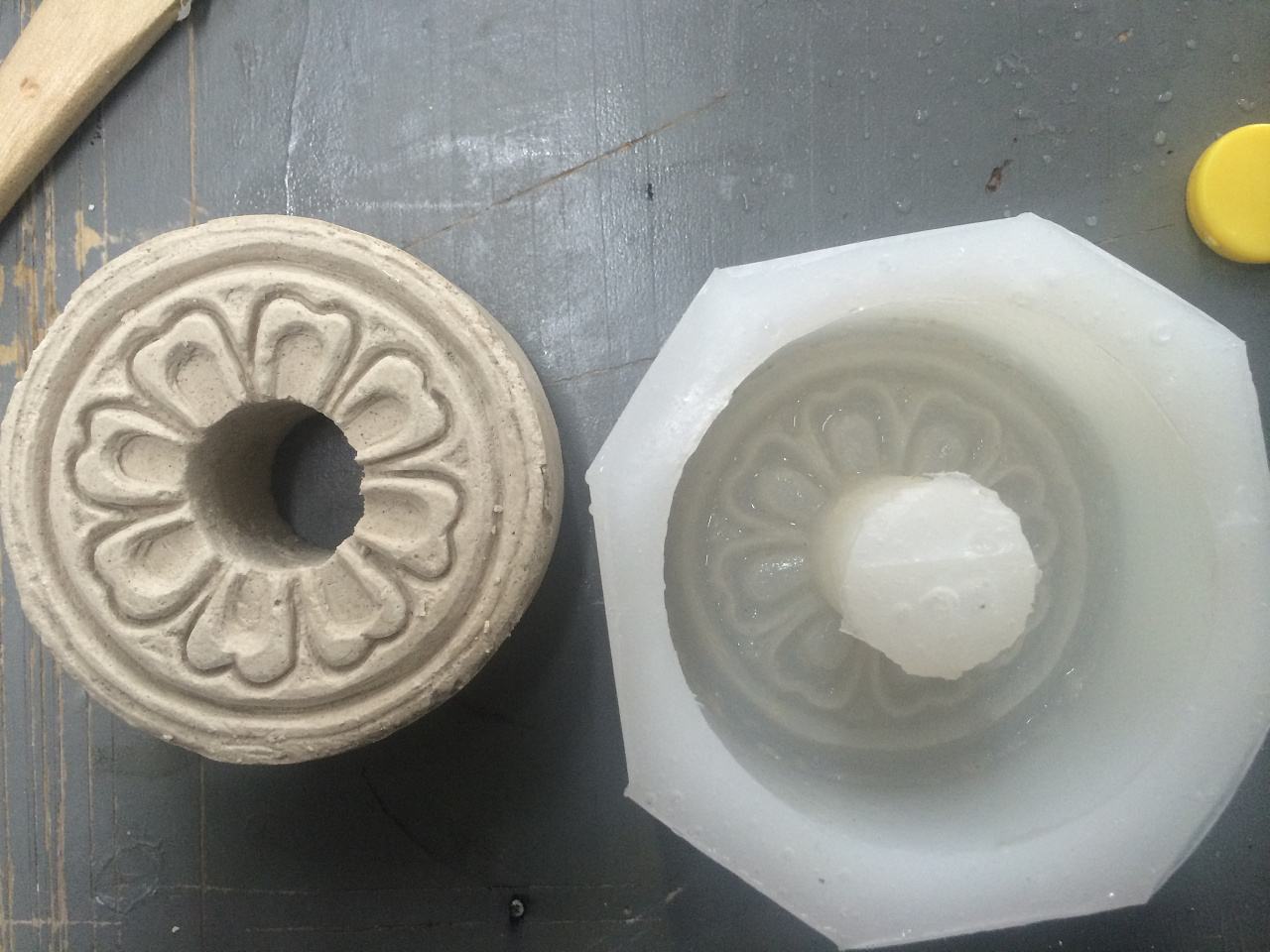 固化好的硅膠模具放置多久不能用了？